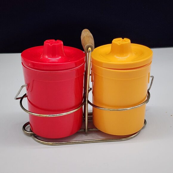 Vintage 1970s Red Yellow Plastic Condiment Containers Metal Holder Wooden Handle - Picture 6 of 7